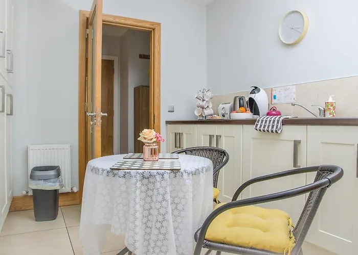 Апартаменты Alder House *